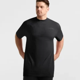 Κλασικό T-shirt με γραφικό Script Logo σε τόνους του ίδιου χρώματος - Μεγάλα μεγέθη & Ψηλοί